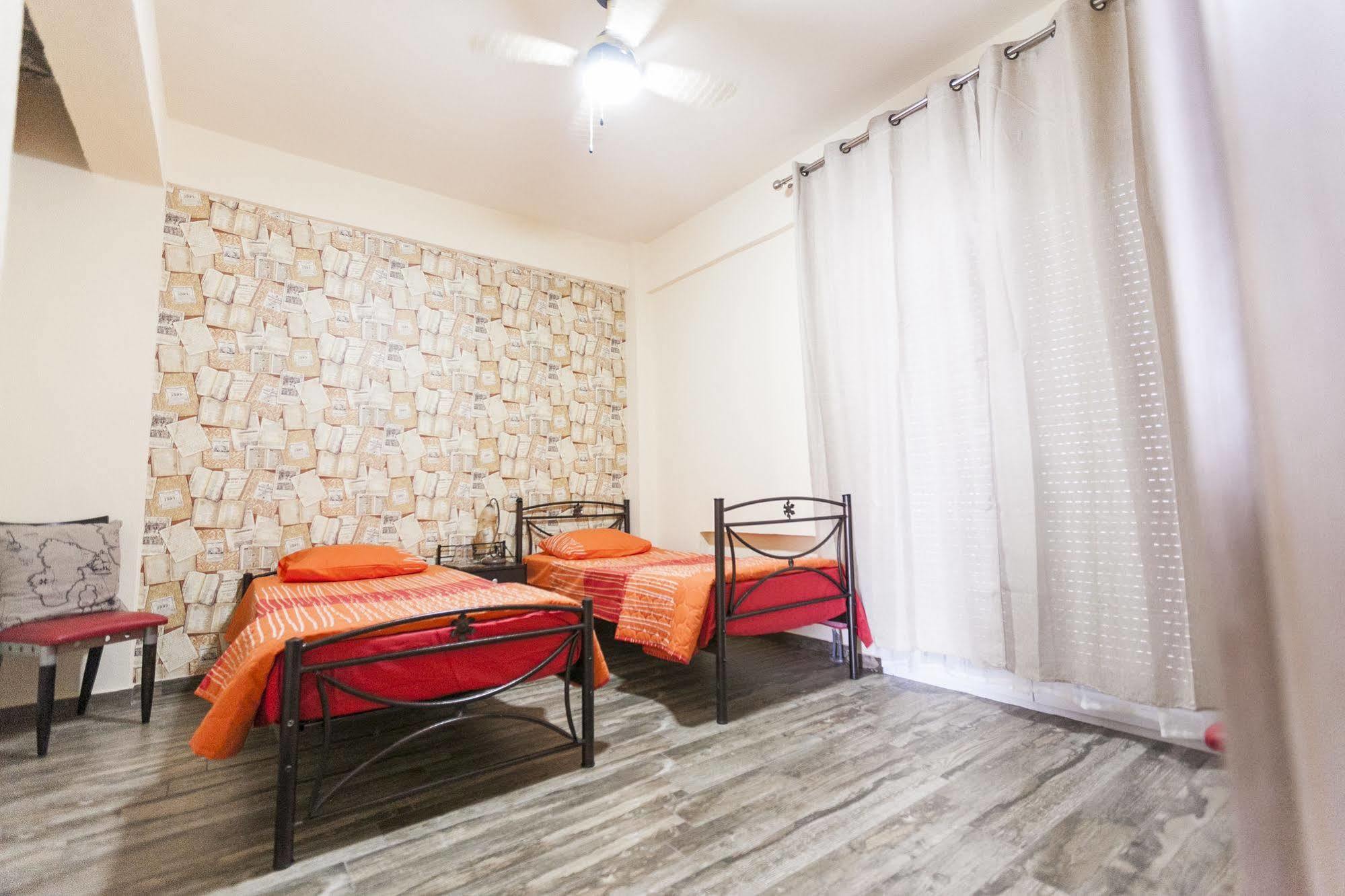 Nomads Rooms 特里卡拉 外观 照片