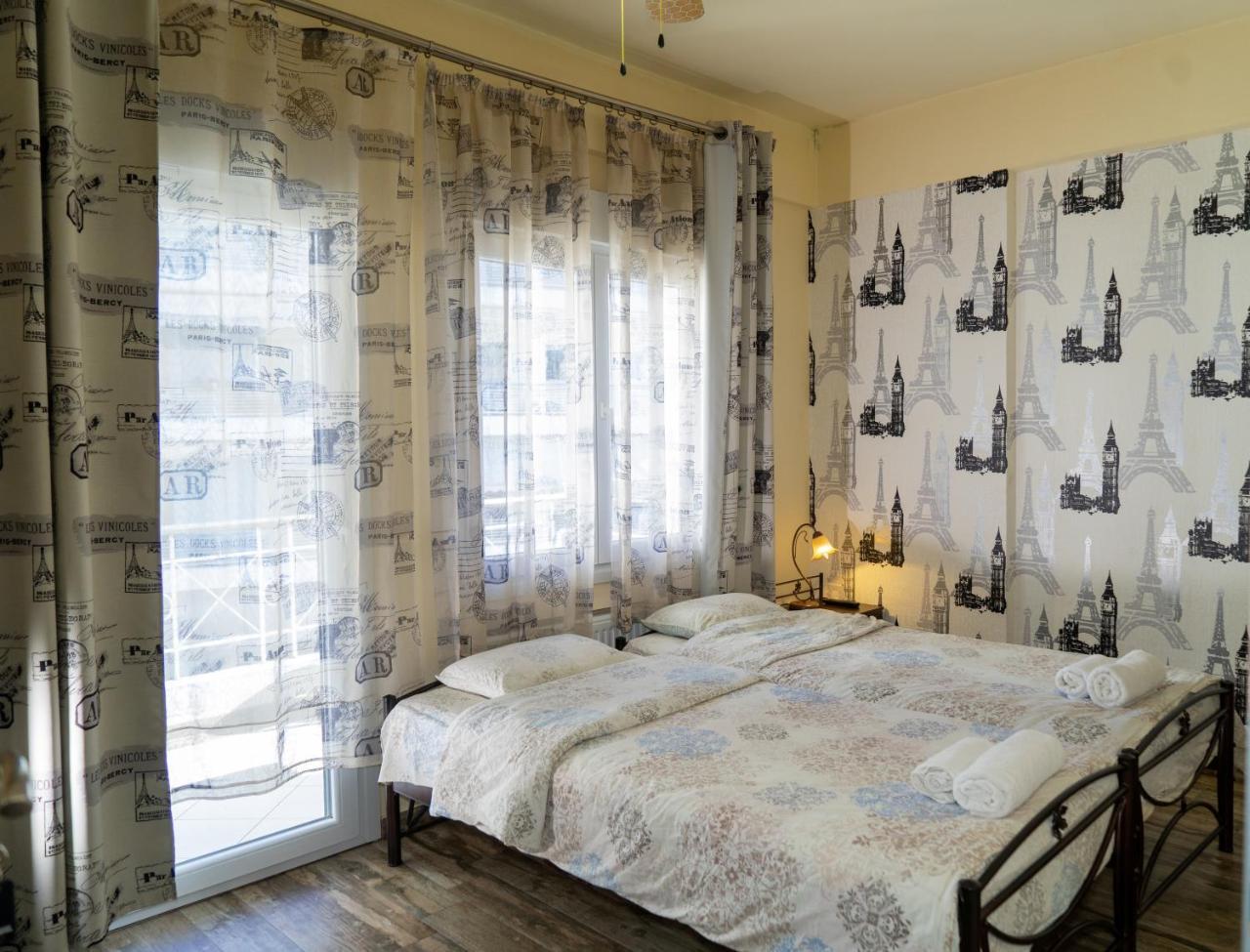 Nomads Rooms 特里卡拉 外观 照片